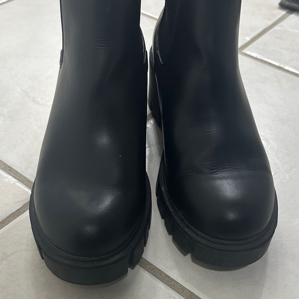 SO Black Chunky Heel Ankle Boots - 8 - Picture 6 of 6